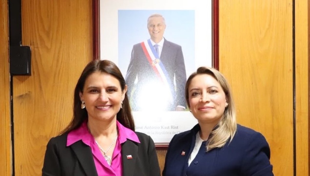 /atacama/delegada-sofia-cid-presenta-a-maria-paz-miranda-como-nueva-seremi-de-la