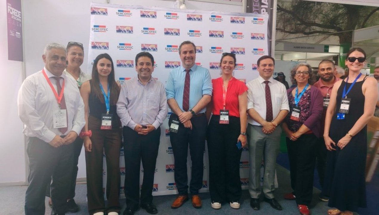 /con-la-visita-del-gerente-general-el-pabellon-de-sercotec-erwin-holvoet