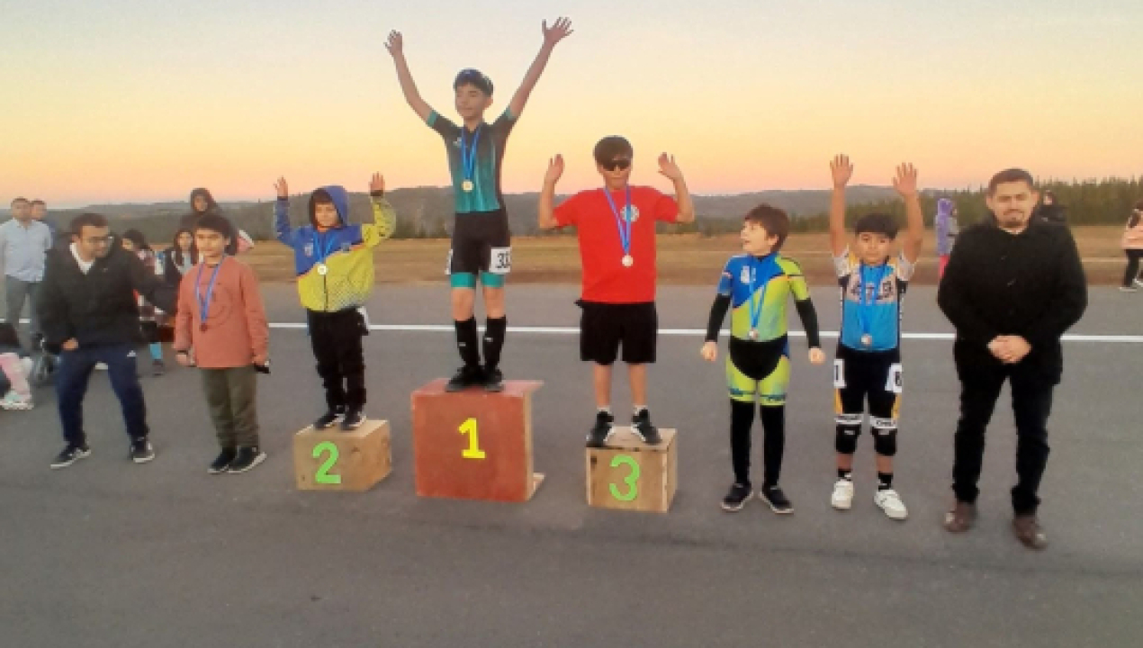 /club-flash-roller-de-lebu-destaca-en-su-primera-participacion-deportiva