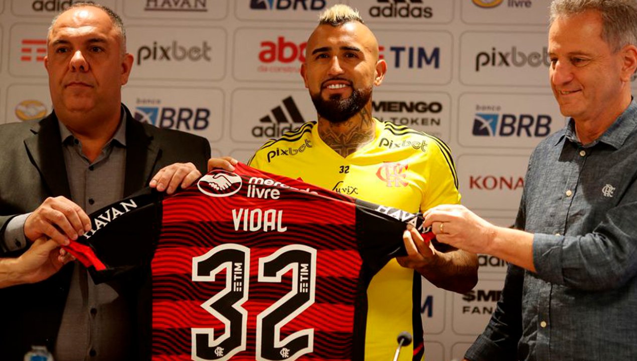 /arturo-vidal-ya-es-jugador-del-flamengo-quiero-ayudar-al-equipo-a-ganar-la-copa-libertadores