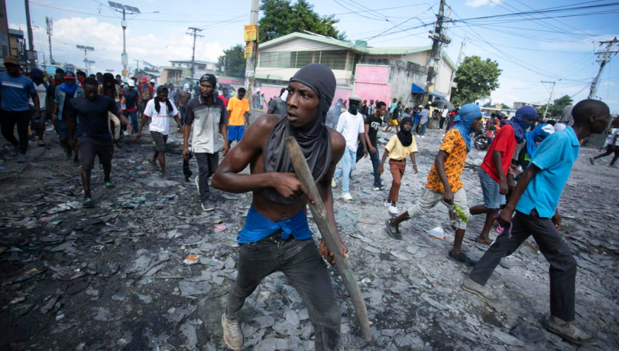 /internacional/centroamerica/haiti/crisis-en-haiti-decretan-estado-de-emergencia-tras-fuga-de-mas-de-3-500