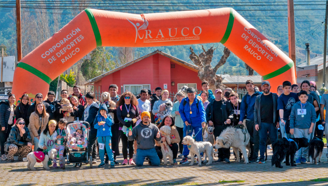 /regionales/region-del-maule/rauco-realizara-una-corrida-familiar-canina-con-tematica-de-halloween