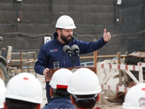 Presidente le rayó la cancha a empresas eléctricas ante sistemas frontales