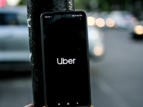 Gobierno posterga publicación del reglamento de la llamada “Ley Uber”