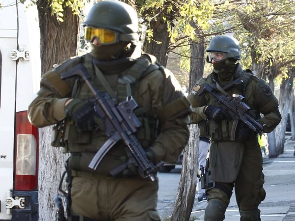 Presentan nuevo armamento para carabineros que reemplazará la UZI