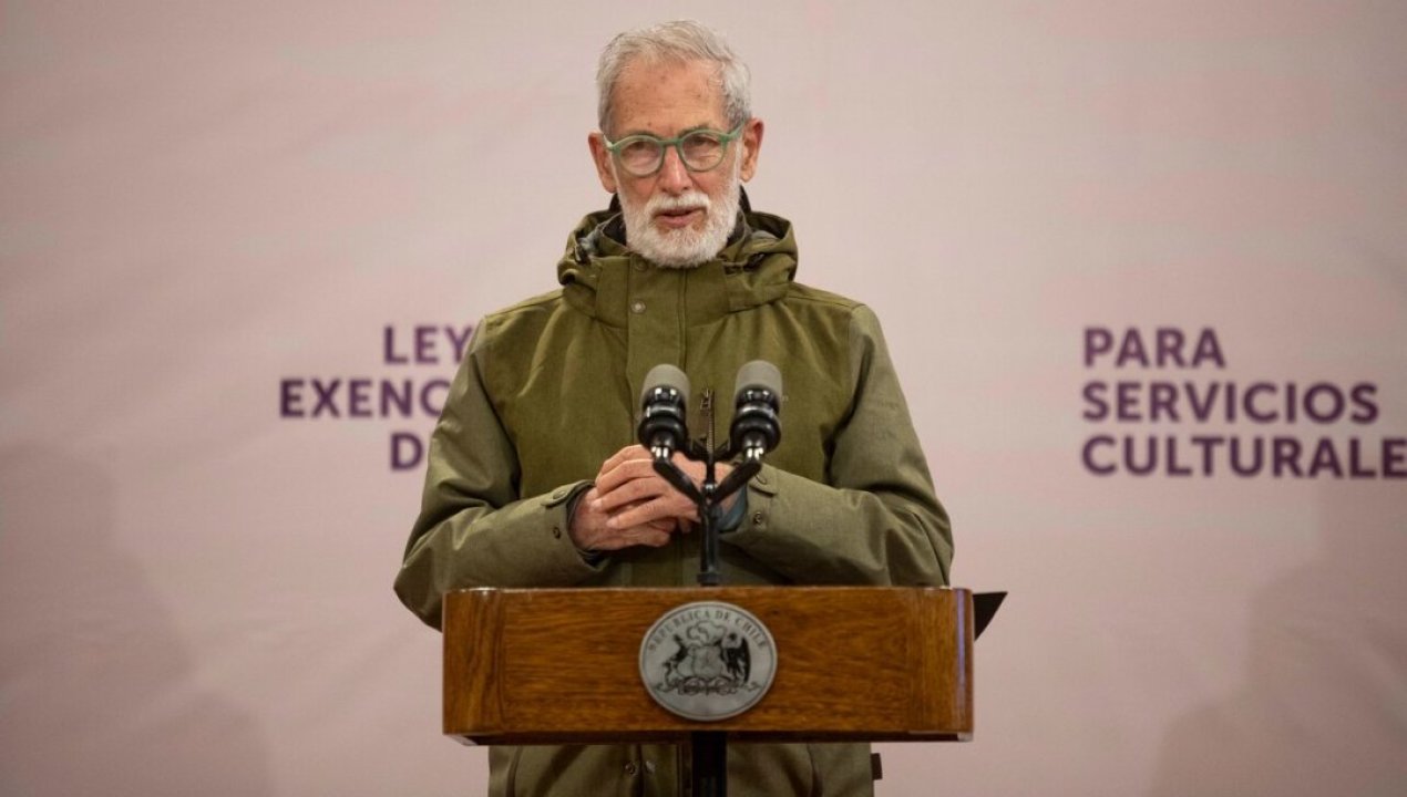 /magazine/hector-noguera-sera-homenajeado-en-tvn-y-canal-13-con-maraton-de-sus