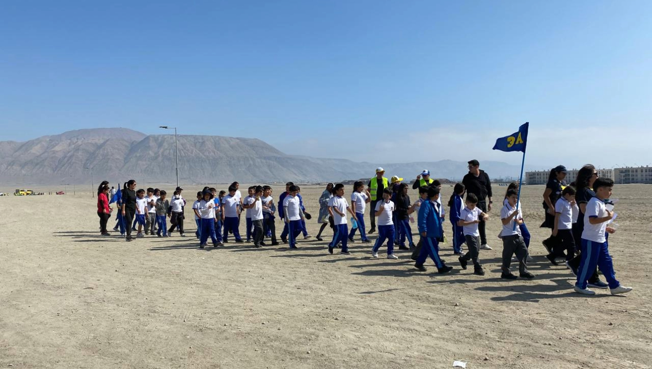 /antofagasta/estudiantes-participaron-en-exitoso-simulacro-de-sismo-y-tsunami-en-region