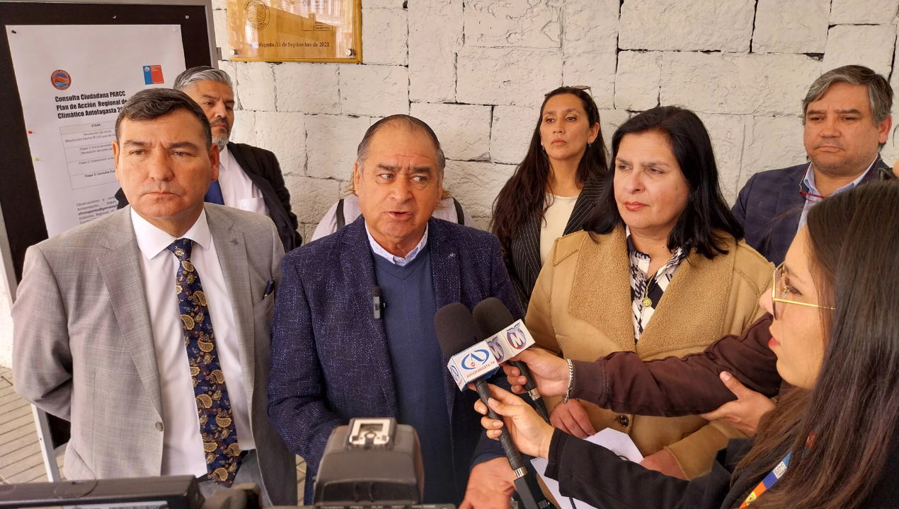 /alcaldes-de-la-region-de-antofagasta-exigen-respuesta-por-postergacion-del